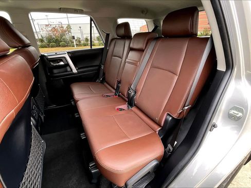 Used 2023 Toyota 4Runner Limited image 20
