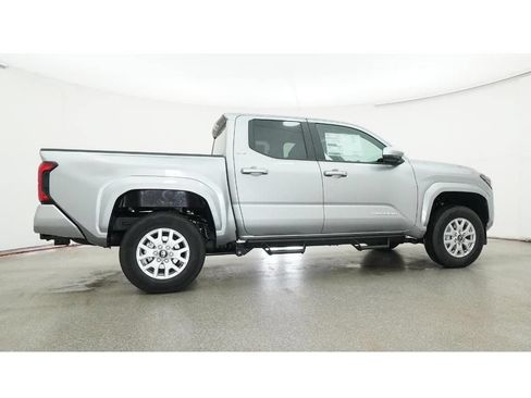 New 2026 Toyota Tacoma SR5 AWD/4WD image 26