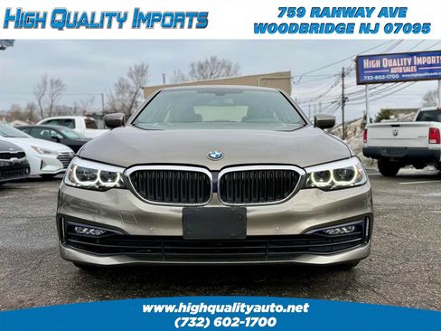 Used 2017 BMW 530i xDrive AWD/4WD image 2