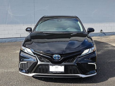 Used 2024 Toyota Camry XSE w/ Cold Weather Package FWD image 5