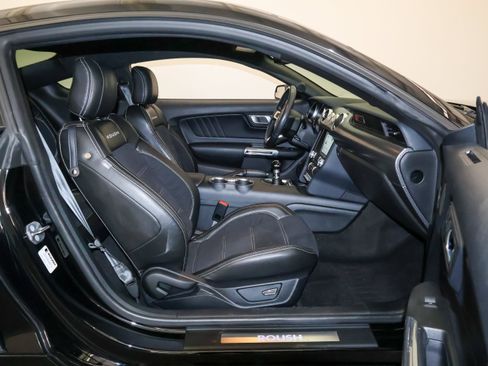 Used 2018 Ford Mustang GT Premium w/ GT Performance Package RWD image 45