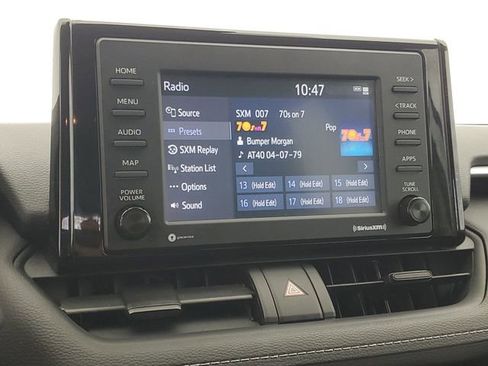Used 2021 Toyota RAV4 LE AWD/4WD image 25