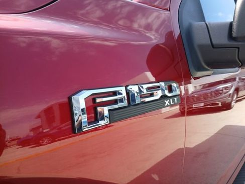 Used 2018 Ford F150 XLT w/ Equipment Group 302A Luxury image 9