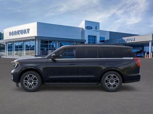New 2026 Ford Expedition Active AWD/4WD image 3