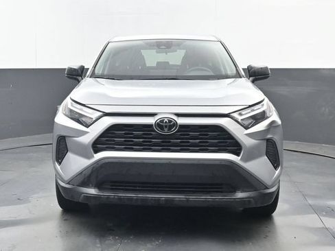 Used 2023 Toyota RAV4 LE FWD image 5