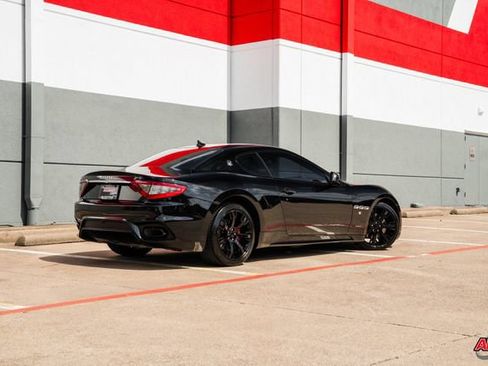 Used 2018 Maserati GranTurismo Sport RWD image 20