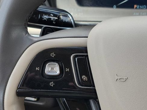 Used 2023 Lincoln Corsair Reserve AWD/4WD image 25