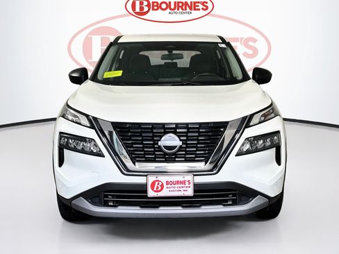 Used 2023 Nissan Rogue S AWD/4WD image 4