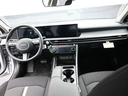 Used 2026 Hyundai Sonata Blue FWD image 25