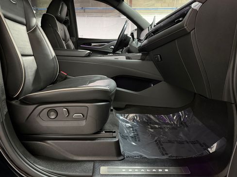 Certified 2023 Cadillac Escalade Sport w/ Touring Package AWD/4WD image 40