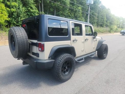Used 2016 Jeep Wrangler Unlimited Sport w/ Quick Order Package 24S AWD/4WD image 3