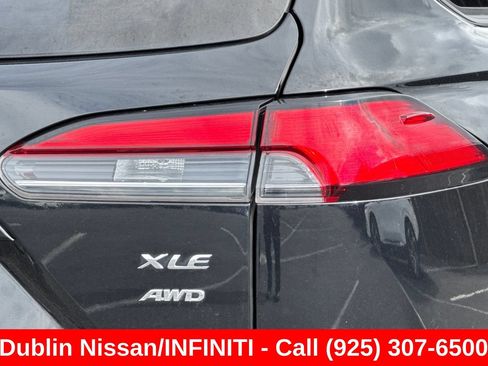 Used 2024 Toyota Corolla Cross XLE w/ Convenience Package AWD/4WD image 49