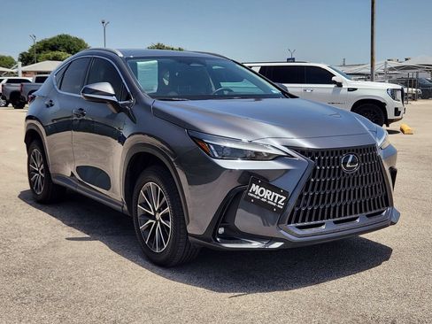 Used 2025 Lexus NX 350 AWD w/ Accessory Package (2T) image 3