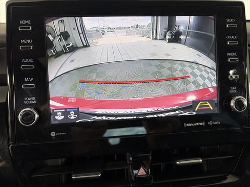 Used 2021 Toyota Camry SE FWD image 21