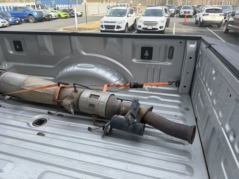 Used 2019 Ford F350 XLT w/ XLT Premium Package image 4