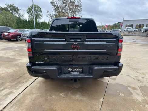 New 2026 Nissan Frontier SV image 5