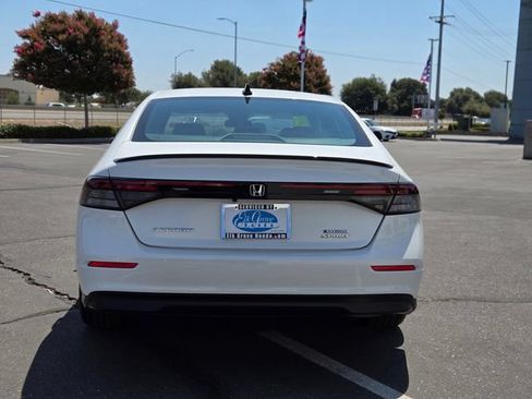 Used 2024 Honda Accord Sport image 5