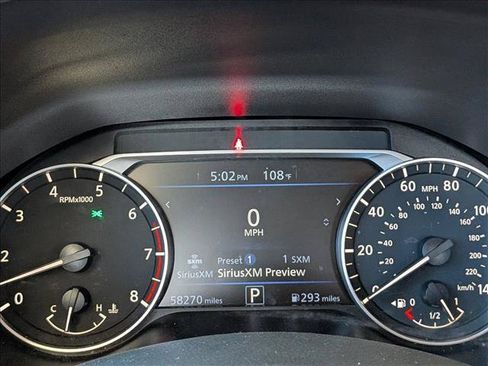Used 2024 Nissan Altima 2.5 SV FWD image 11