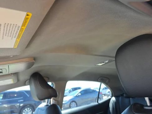 Used 2021 Toyota Camry SE FWD image 12