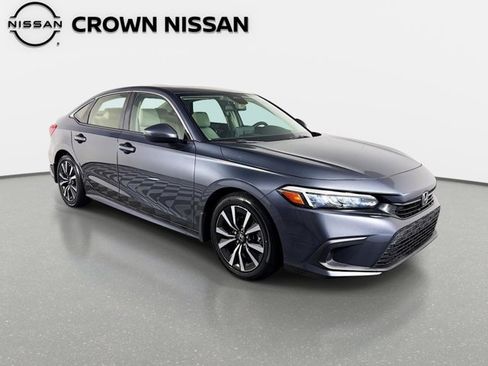 Used 2022 Honda Civic EX image 4