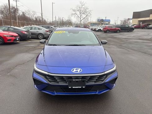 Used 2026 Hyundai Elantra Sport image 2