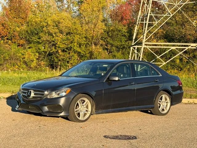 Used 2014 Mercedes-Benz E 350 4MATIC Sedan image 35