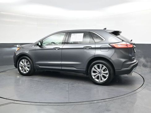 Used 2022 Ford Edge Titanium w/ Equipment Group 301A image 6