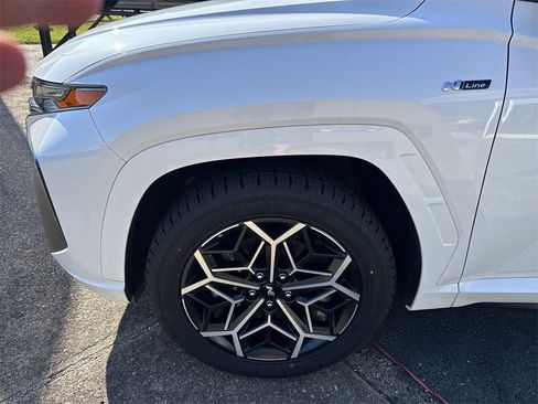 Used 2024 Hyundai Tucson N Line image 9