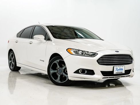Used 2014 Ford Fusion SE w/ Equipment Group 502A image 5