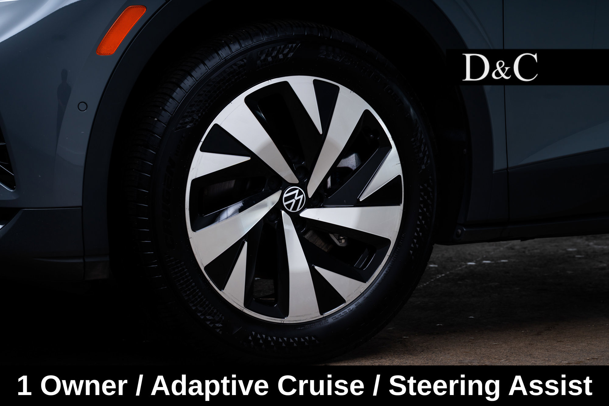 Used 2023 Volkswagen ID.4 Pro AWD/4WD image 4
