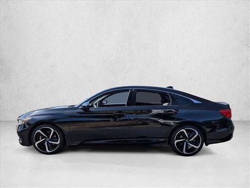 Used 2018 Honda Accord Sport image 8