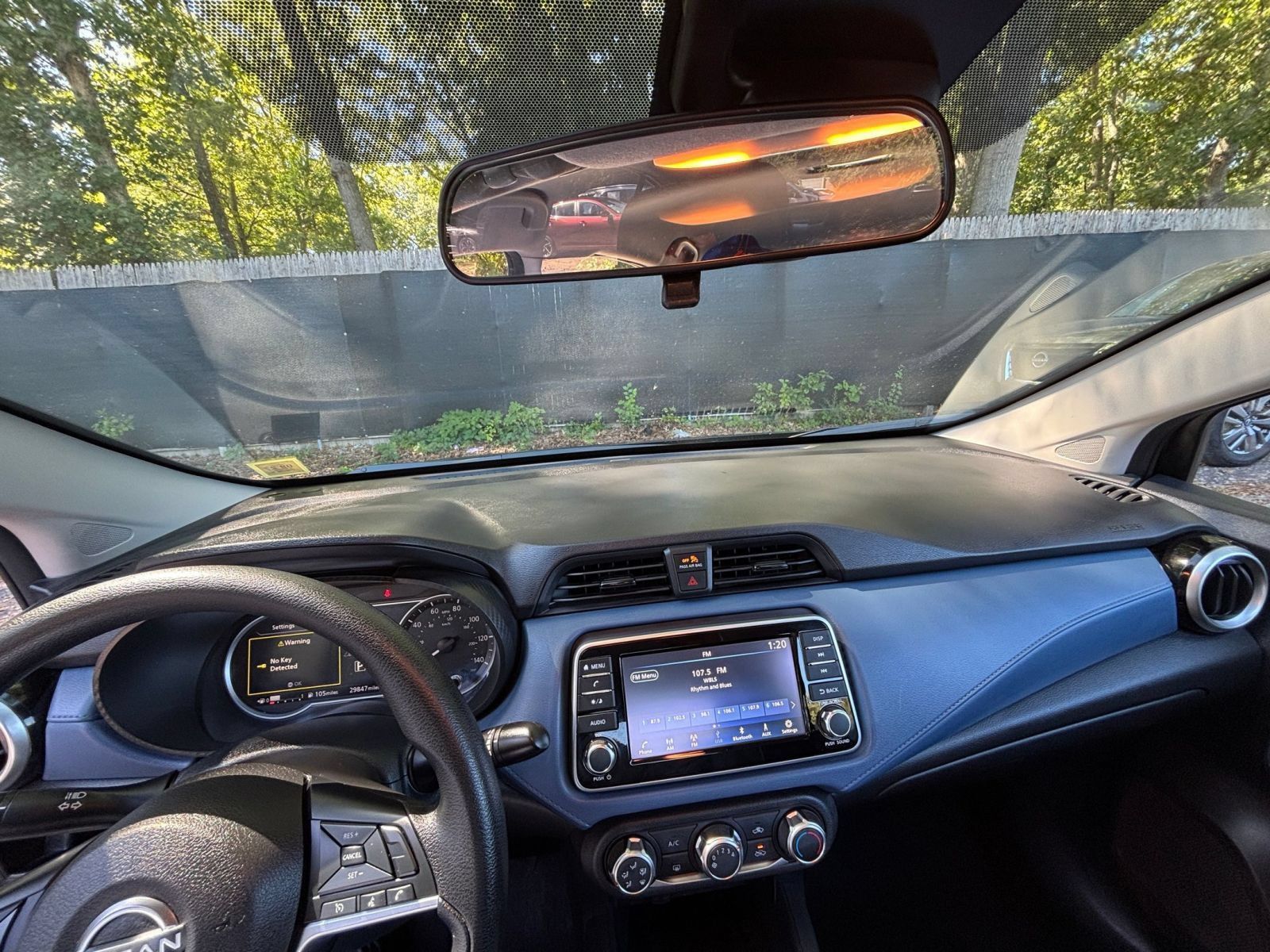 Used 2025 Nissan Versa SV FWD image 31