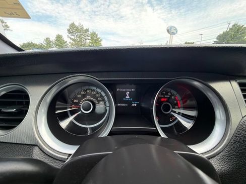 Used 2014 Ford Mustang Shelby GT500 w/ Equipment Group 821A RWD image 22