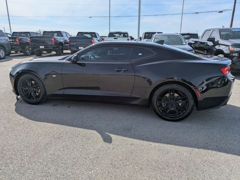 Used 2017 Chevrolet Camaro LT image 6