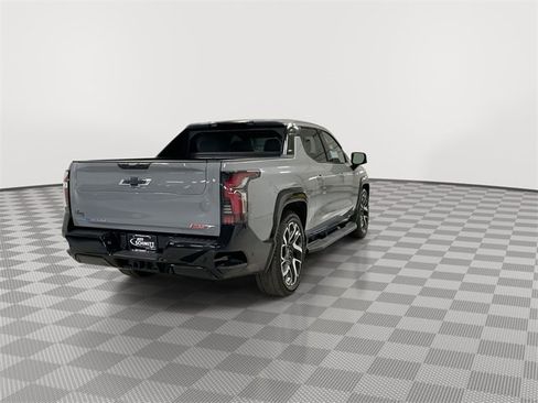 New 2025 Chevrolet Silverado EV RST image 10