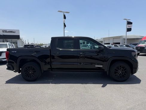 Used 2022 GMC Sierra 1500 Elevation AWD/4WD image 4