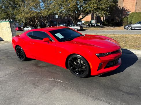 Used 2016 Chevrolet Camaro LT image 2