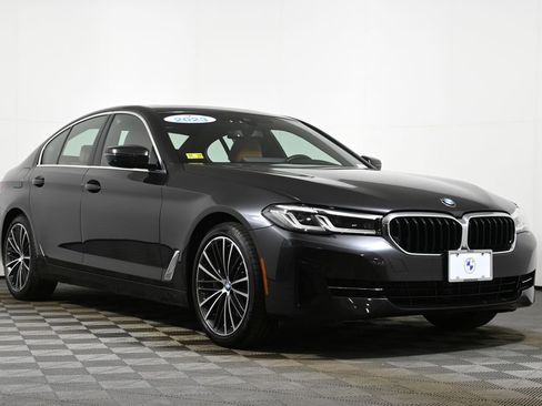 Certified 2023 BMW 530i xDrive w/ Premium Package image 9