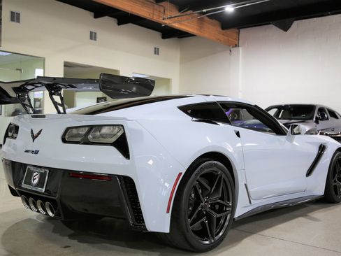 Used 2019 Chevrolet Corvette ZR1 image 7