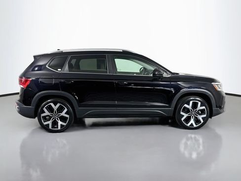 Certified 2023 Volkswagen Taos SEL AWD/4WD image 8
