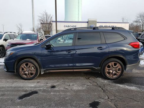 Used 2025 Subaru Ascent Bronze Edition w/ Popular Package #2 image 2