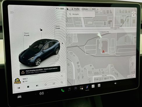 Used 2024 Tesla Model Y Long Range AWD/4WD image 21