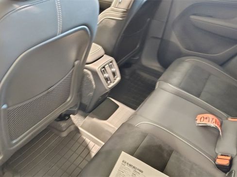 New 2026 Volvo XC40 B5 Ultra w/ Protection Package Premier image 23