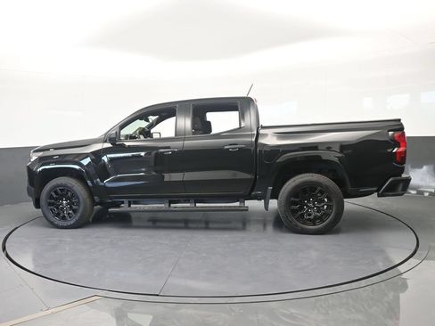 Used 2026 Chevrolet Colorado W/T w/ WT Custom Package RWD image 3