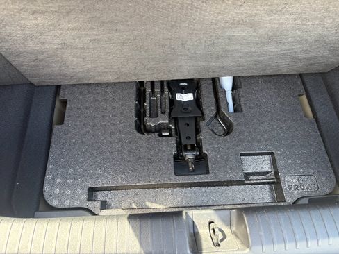 Certified 2025 Honda Accord LX image 25