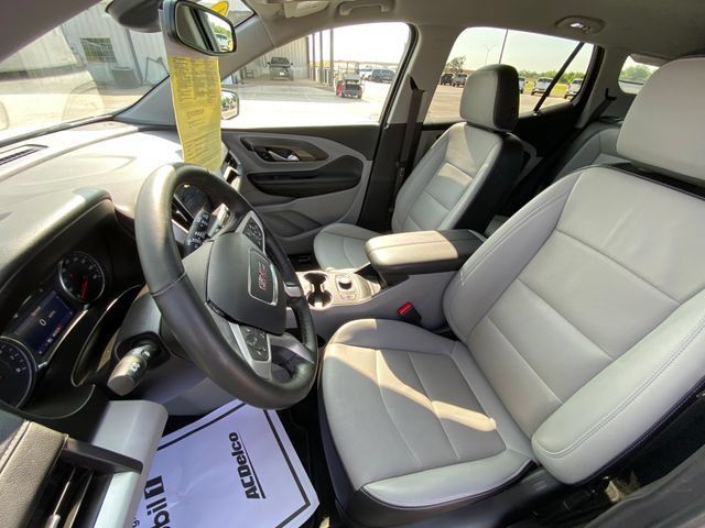 Used 2024 GMC Terrain SLT FWD image 12