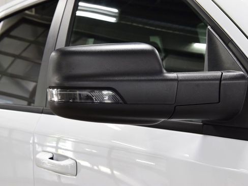 Used 2025 RAM 1500 Big Horn AWD/4WD image 12