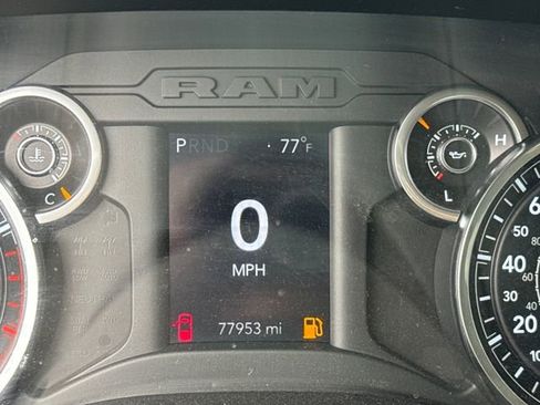 Used 2019 RAM 2500 Big Horn image 16