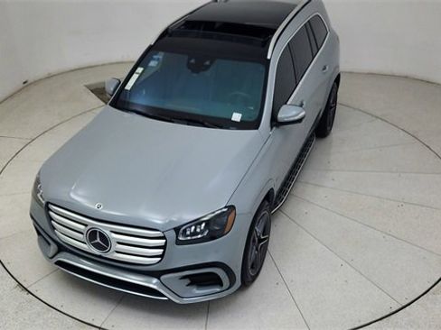 Used 2024 Mercedes-Benz GLS 450 4MATIC image 83
