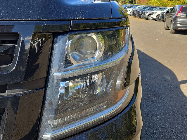 Used 2019 Chevrolet Suburban Premier AWD/4WD image 31
